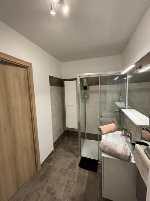 Jolie Appartement En Residence Coventry Exterior foto