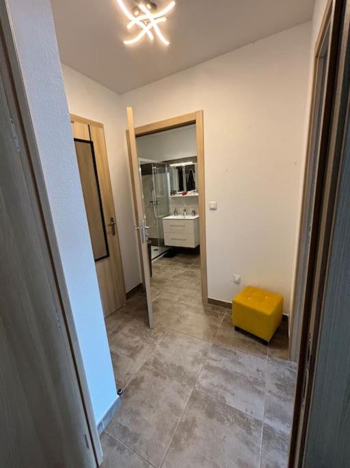 Jolie Appartement En Residence Coventry Exterior foto