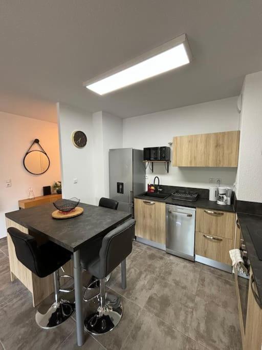 Jolie Appartement En Residence Coventry Exterior foto