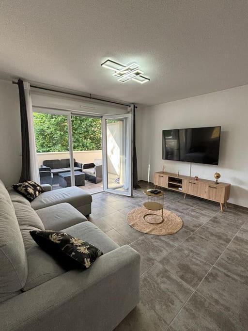 Jolie Appartement En Residence Coventry Exterior foto