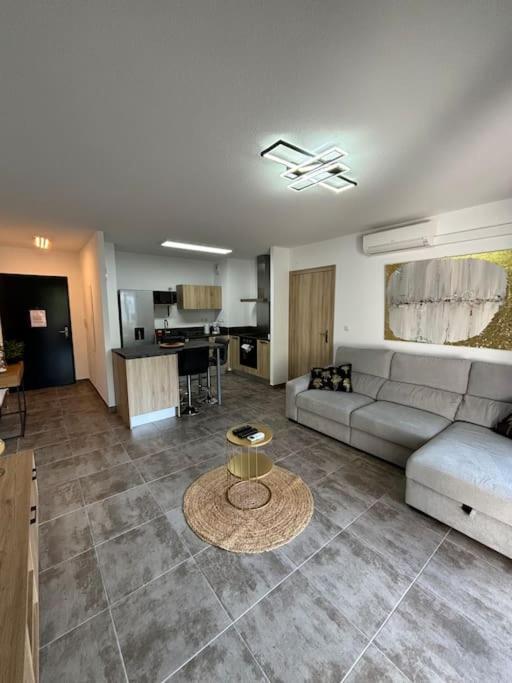 Jolie Appartement En Residence Coventry Exterior foto