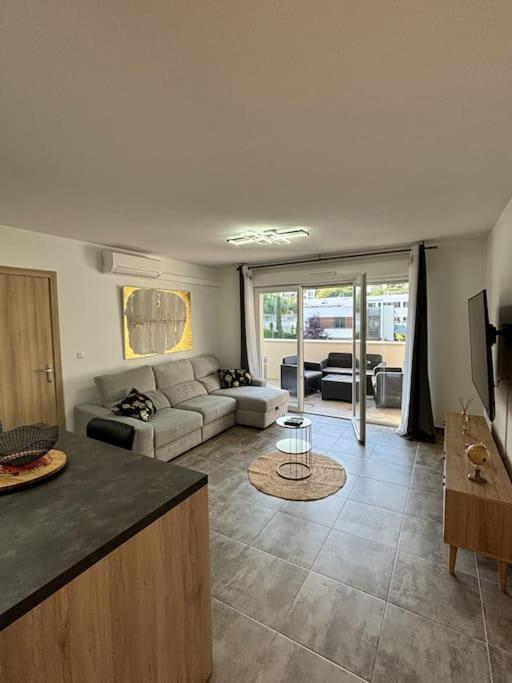 Jolie Appartement En Residence Coventry Exterior foto